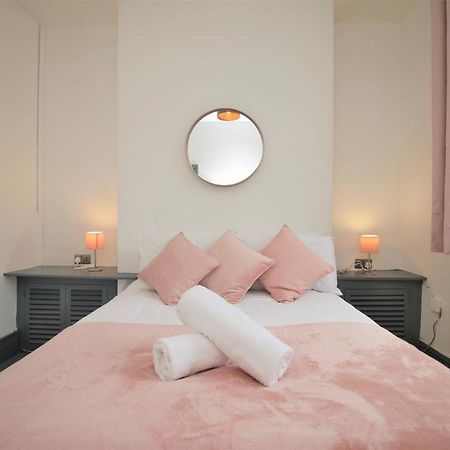 Fitzroy Terrace By Property Promise คาร์ดิฟฟ์ ภายนอก รูปภาพ