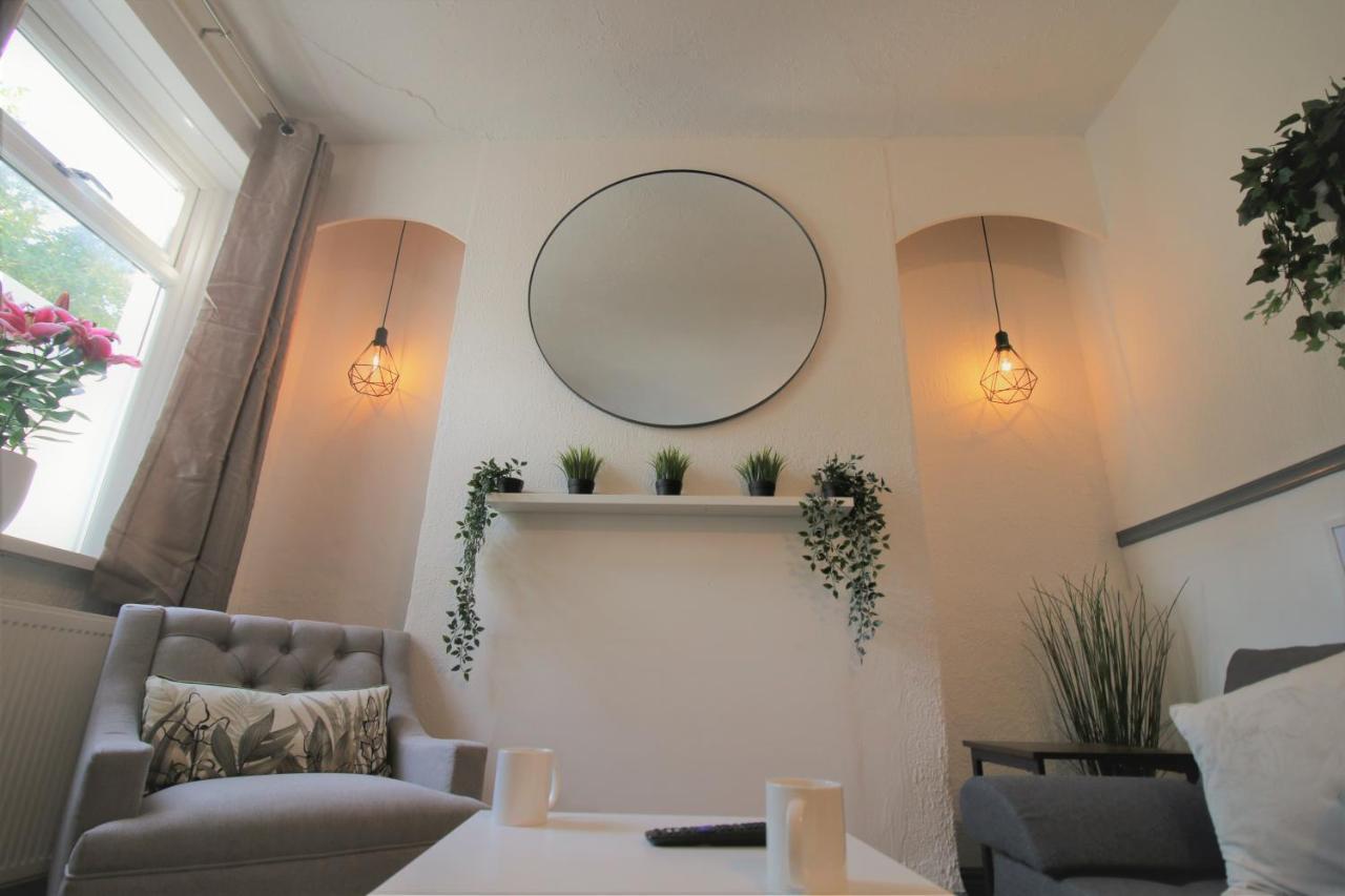 Fitzroy Terrace By Property Promise คาร์ดิฟฟ์ ภายนอก รูปภาพ