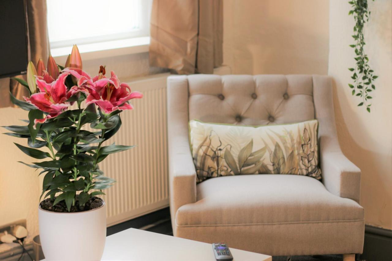 Fitzroy Terrace By Property Promise คาร์ดิฟฟ์ ภายนอก รูปภาพ