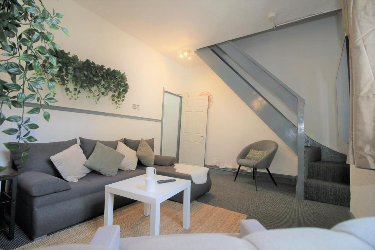 Fitzroy Terrace By Property Promise คาร์ดิฟฟ์ ภายนอก รูปภาพ